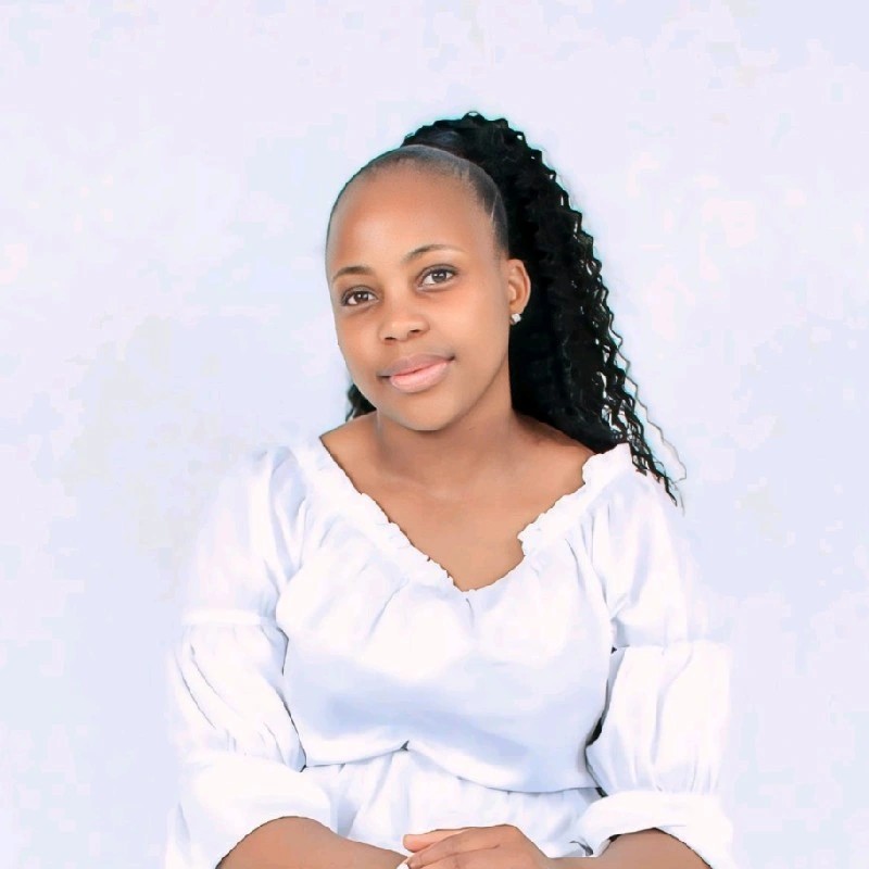 Nicolette Mashaba - Aspiring Software Developer